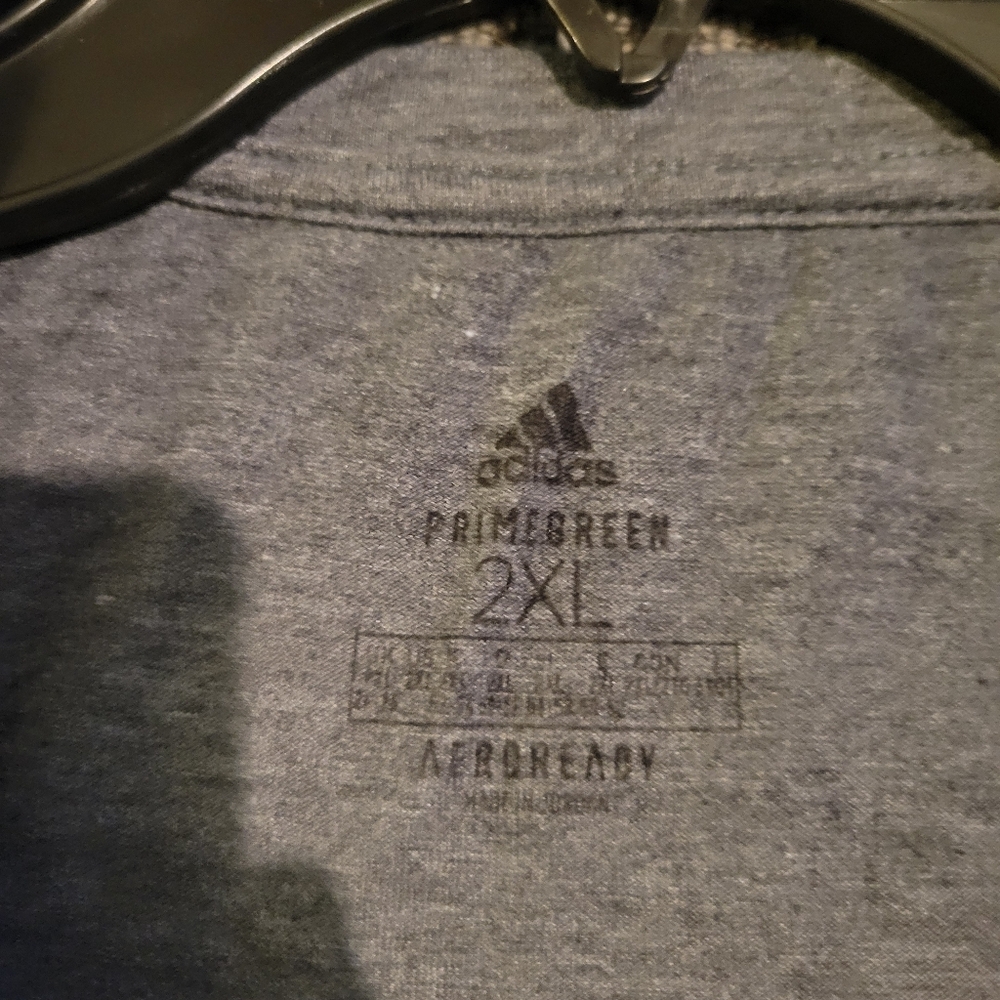 Adidas 2XL Tanktop - Picture 3 of 4